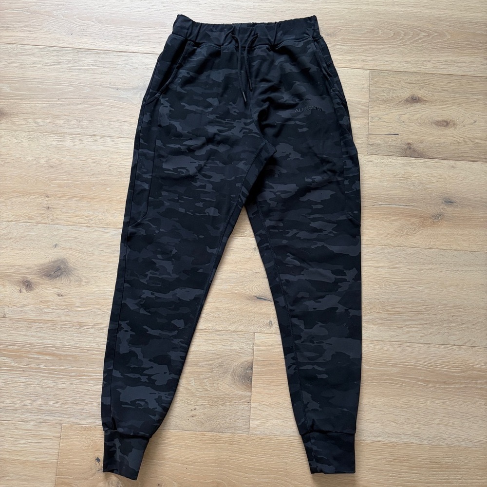 Alphalete Jogger Black Camo Camouflage Nylon Sweatpants Drawstring Size M*P33